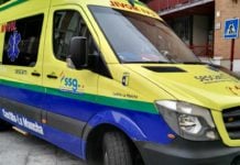 Ambulancia, en imagen de archivo, junto al lugar de los hechos. (Foto: La Crónic@)