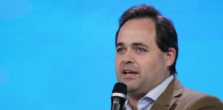 El PP hace un guiño a los que buscan «más España»