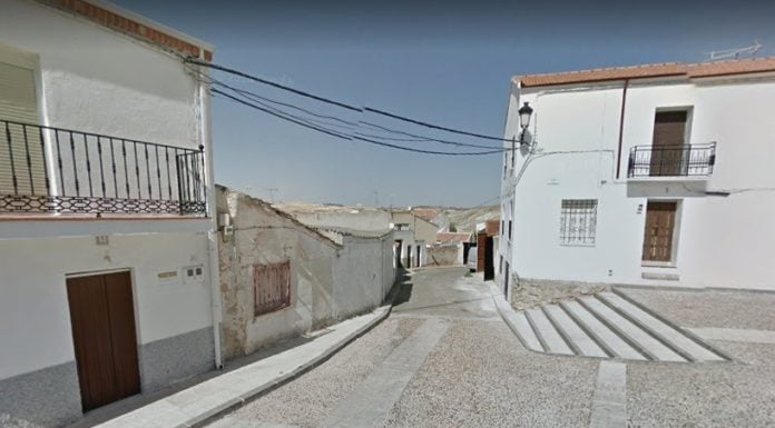 Calle de Driebes, uno de los pueblos incluidos en este convenio.