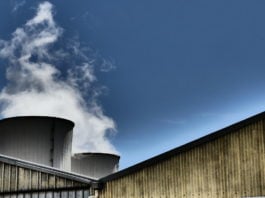 Torres de refrigeración de la central nuclear de Trillo. (Foto: La Crónic@)