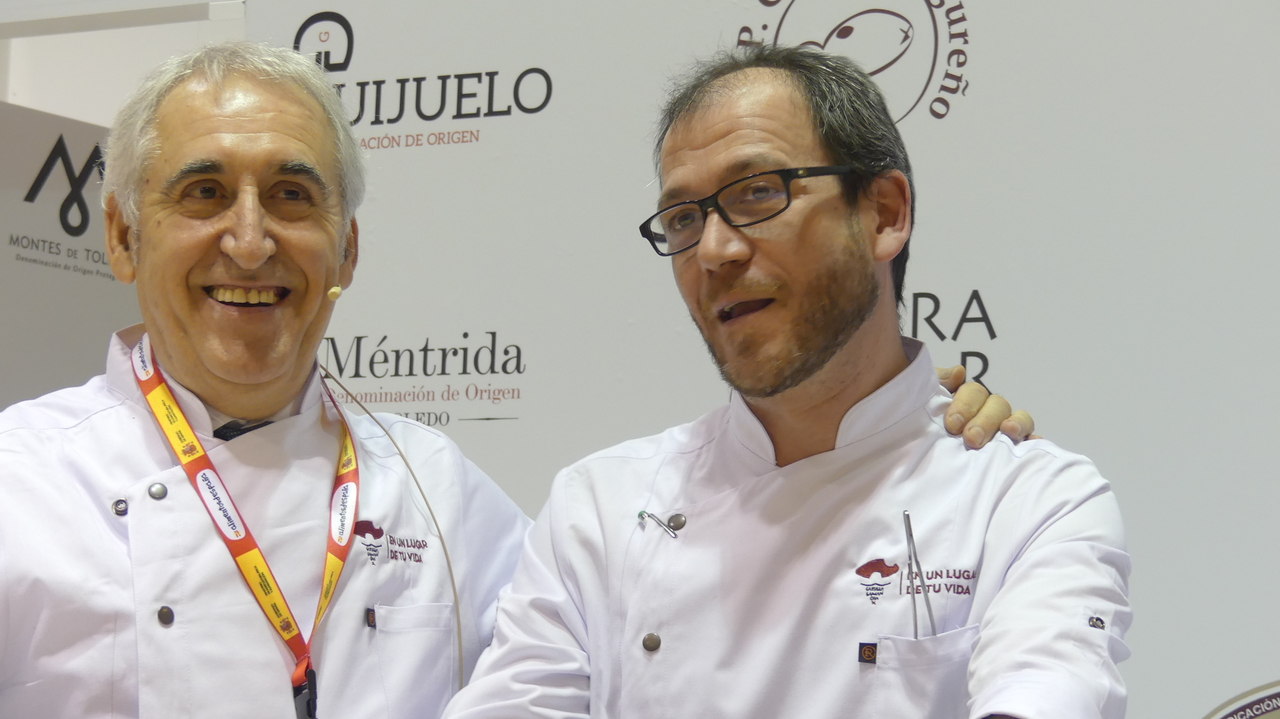 Enrique Pérez, de El Doncel de Sigüenza, junto a Adolfo Muñoz. (Foto: La Crónic@)