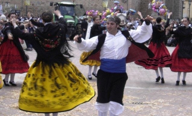 Actuación de la Escuela de Folklore de la Diputación de Guadalajara, en una imagen de archivo.