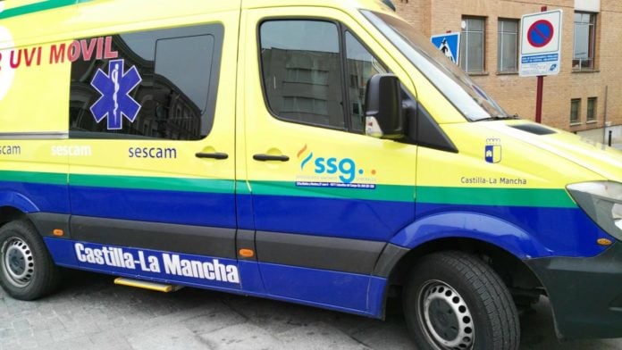 Ambulancia del SESCAM en Guadalajara. (Foto: La Crónic@)
