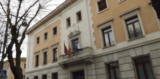 La fiscal pide 7 años de cárcel para la acusada de matar a su pareja en El Casar de una puñalada