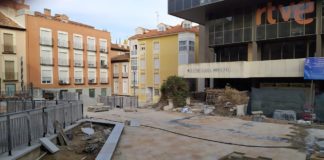 La Plaza del Concejo debería estar terminada antes del 3 de octubre
