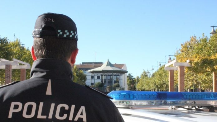 Agente de la Policía Local de Cabanillas del Campo.