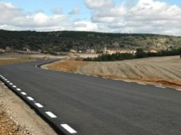 Una carretera de la Diputación en la provincia de Guadalajara.