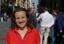 María Ángeles Rosado, exdiputada de Ciudadanos, en la Calle Mayor de Guadalajara en imagen de archivo. (Foto: La Crónic@)