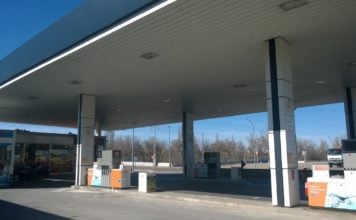 ¿Van a subir la gasolina y el gasóleo? Sí, a plazos Gasolinera