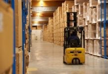 Almacén de logística.