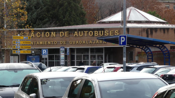 Rojo quiere más aparcamientos y mejorar la Estación de Autobuses antes de que llegue el nuevo campus