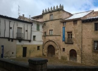 Casa del Doncel en un invierno seguntino. (Foto: La Crónic@)
