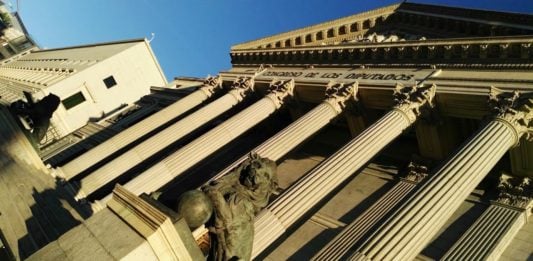 ¿Cómo se indemniza a los diputados que ahora se quedan sin escaño? Congreso de los Diputados, en noviembre de 2017. (Foto: La Crónic@)