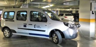 Primer coche cien por cien eléctrico al servicio de la Junta de Comunidades de Castilla-La Mancha.