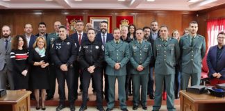 Policía Local y Guardia Civil reciben un homenaje en Azuqueca por una gran intervención.
