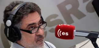 Luis del Pino, en los estudios de esRadio.