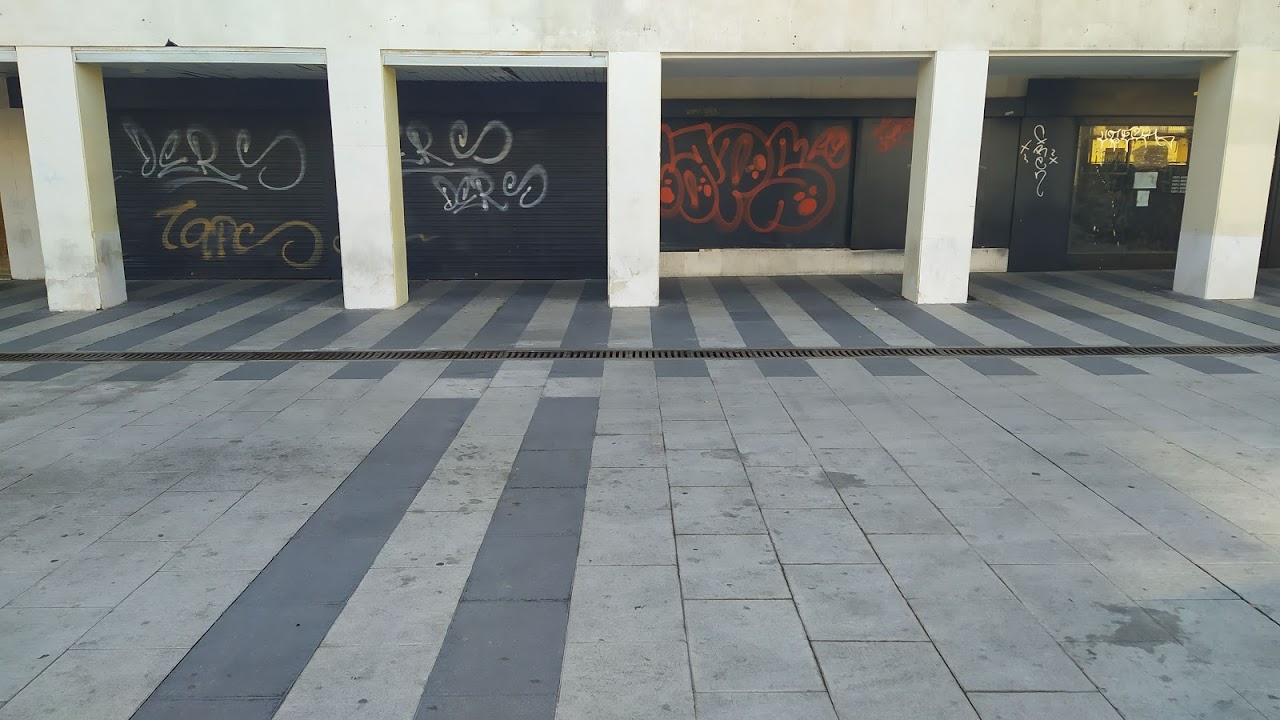 Exterior del local donde abrirá Mercadona en la Plaza de Santo Domingo en imagen del 14 de febrero de 2020. (Foto: La Crónic@)