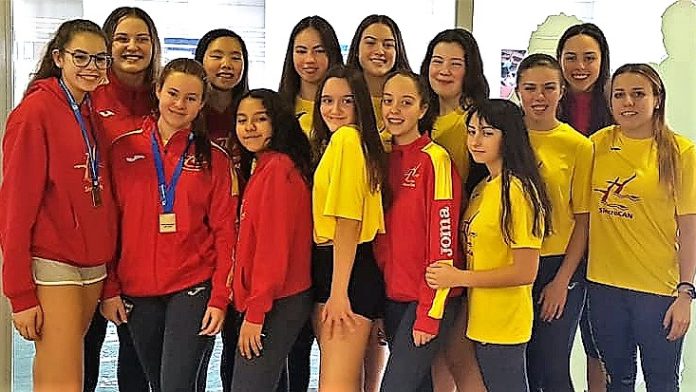 Éxitos de las nadadoras alcarreñas de sincronizada en Madrid.