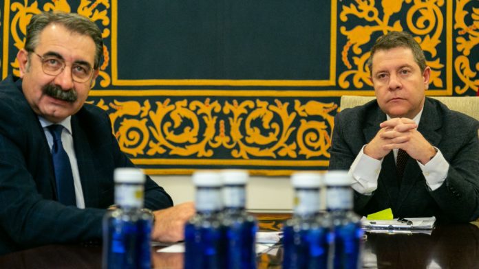 García-Page, con su consejero de Sanidad.