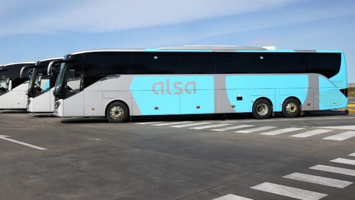 Nuevo modelo de autobús de ALSA para la línea entre Madrid y Guadalajara.