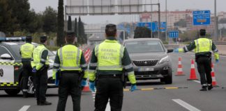 Control de la Guardia Civil, para frenar la extensión del coronavirus.