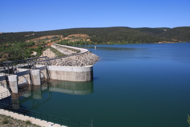 Embalse de Beleña, de donde se abastece la Mancomunidad de Aguas del Sorbe con una concesión que deberá aumentar.