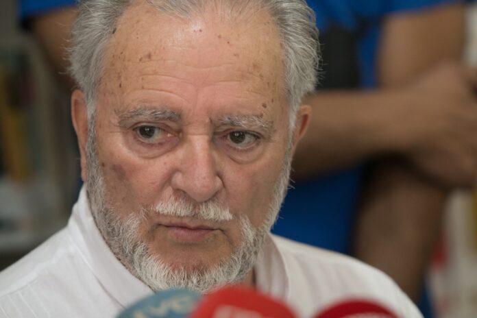 Julio Anguita.