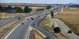 Tráfico de turismos en la A-2 por las alcarrias de Guadalajara el 21 de junio de 2020, domingo, antes del mediodía. (Foto: DGT)