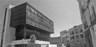 El Edificio Negro, sede del Centro Cívico, el 29 de junio de 2020. (Foto: La Crónic@)