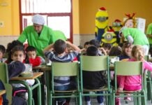 Más fruta, verdura y leche en los colegios Comedor escolar. (Foto: EP)