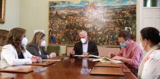 Firma de convenio entre la Diputación de Guadalajara y San Vicente de Paúl.