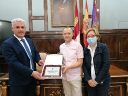 Homenaje a Antonio Santaolalla.
