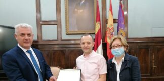 Homenaje a Antonio Santaolalla.