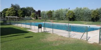 Vaso principal de la piscina municipal de Cabanillas del Campo.