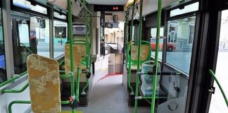 Interior de un autobús urbano de Guadalajara.