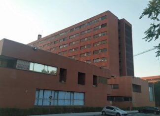 SATSE pone en el foco nacional a las matronas de Guadalajara… por las pocas que ha habido este verano Hospital de Guadalajara, en julio de 2020. (Foto: La Crónic@)