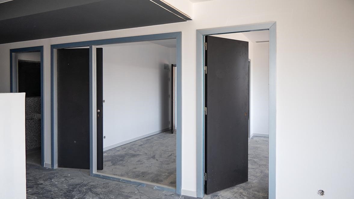 Trabajos en el interior de la ampliación del Hospital de Guadalajara, en el verano de 2020.