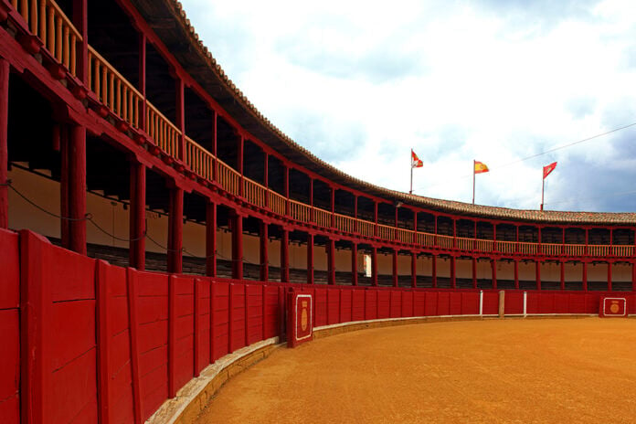 Plaza de toros... en Toro.