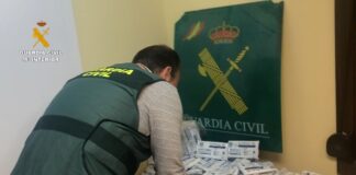 Parte de las mascarillas fuera de norma localizadas por la Guardia Civil.