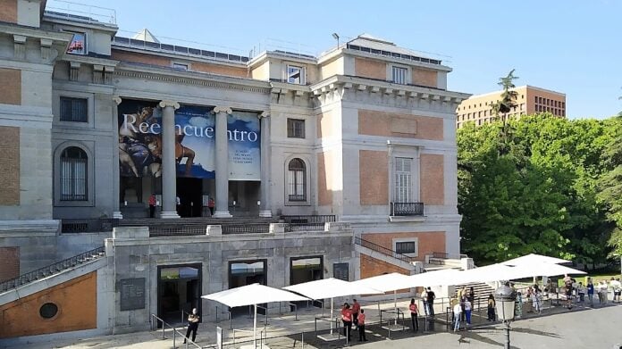 Exterior del Museo del Prado el 12 de julio de 2020. (Foto: La Crónic@)