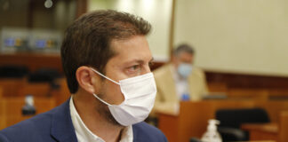 Duelo epistolar sobre el trasvase: Torrecilla responde al representante del Gobierno de España Pérez Torrecilla, en una reciente intervención en las Cortes de Castilla-La Mancha.