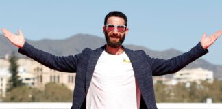 Dani Rovira, restablecido del cáncer que padecía.