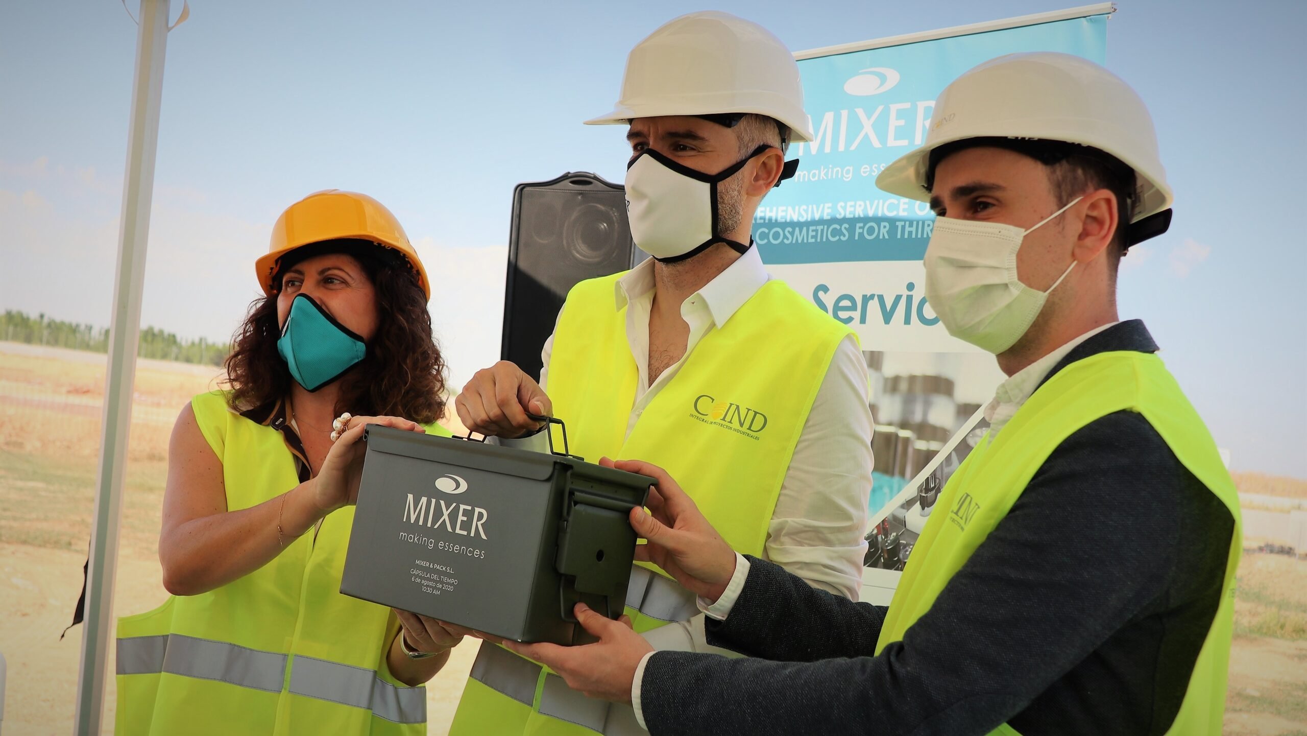 Primera piedra de la planta de Mixer en Cabanillas del Campo, donde iniciará su actividad en 2021.