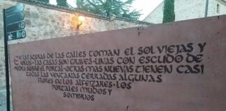 Primer muro caligrafiado con una cita literaria, en Sigüenza.