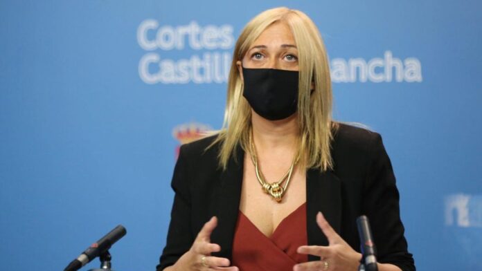 Carmen Picazo, en la sala de prensa de las Cortes de Castilla-La Mancha.