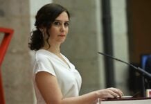 ¿Agua para Madrid? Castilla-La Mancha responde a Díaz Ayuso (que aún no ha hablado) Isabel Díaz Ayuso, presidenta de la Comunidad de Madrid.
