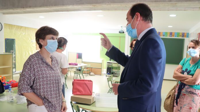 Alberto Rojo, en la presentación de las medidas para una vuelta segura a los colegios.