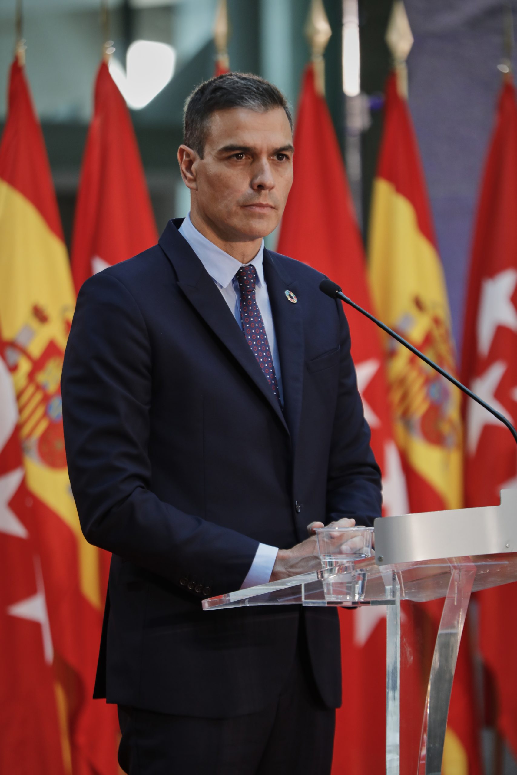 Pedro Sánchez, en la sede de la Comunidad de Madrid. (Foto: EP)