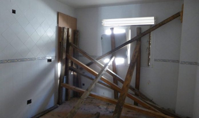 Vivienda okupada en Fuentenovilla.