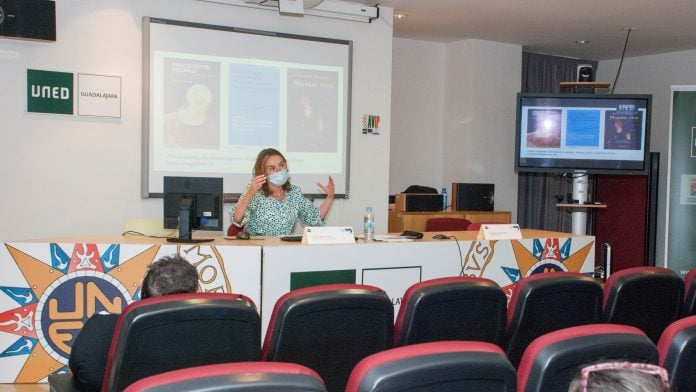 Macarena Moralejo, en el último Curso de Verano de la UNED en Guadalajara en 2020.